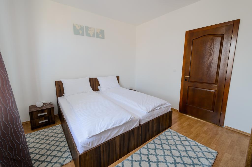 Hotel Apart Tel Aviv Sebeş Екстериор снимка