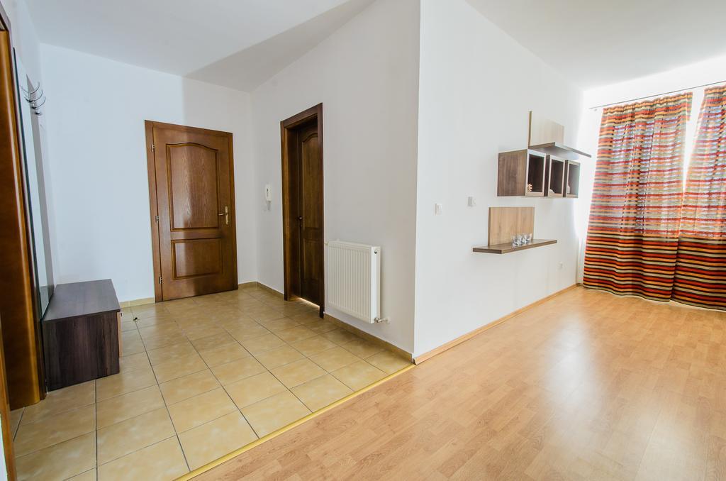Hotel Apart Tel Aviv Sebeş Екстериор снимка